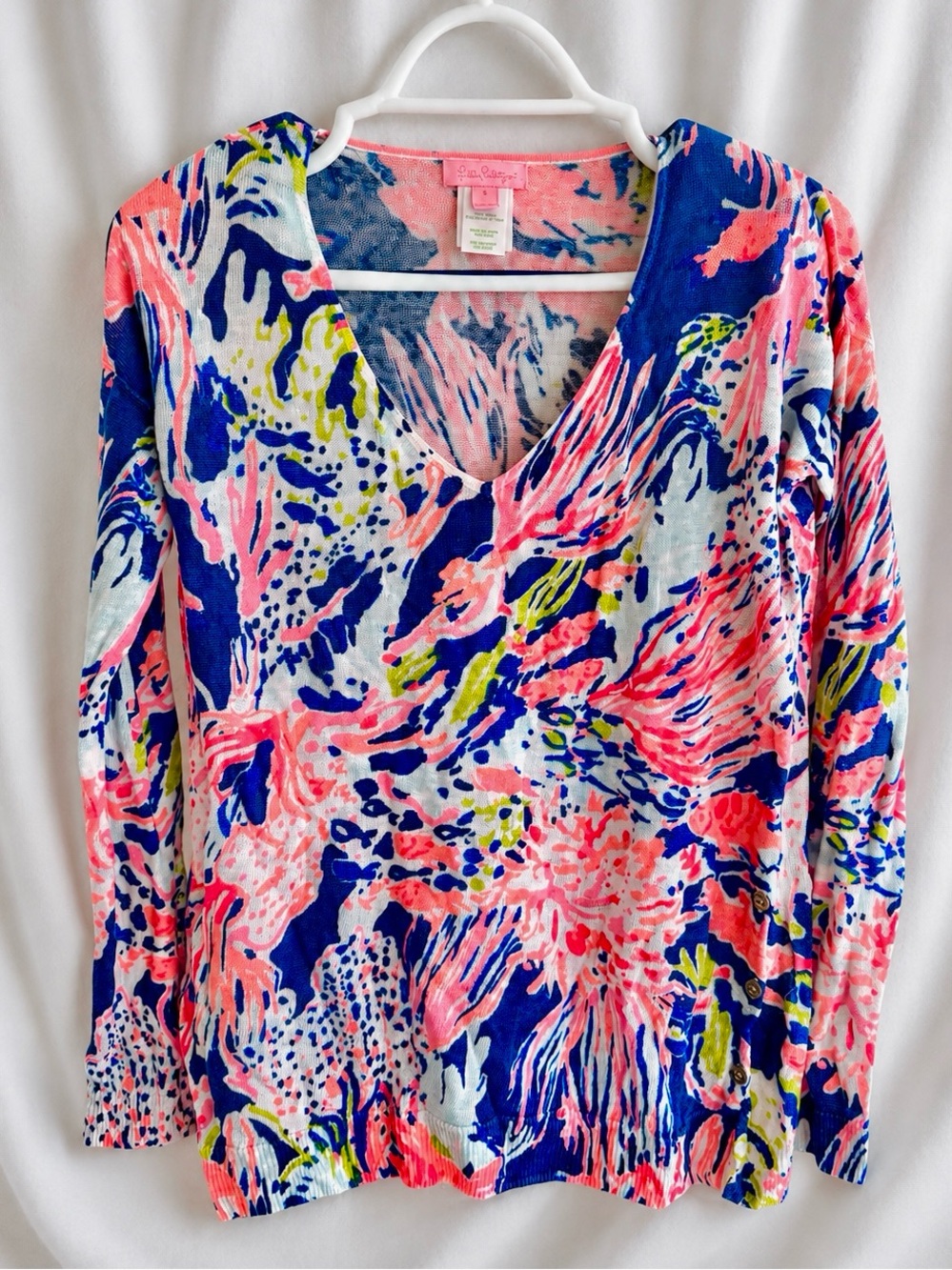 Lilly Pulitzer Multicolor V-Neck Long Sleeve Top w Gold Button Detailing
